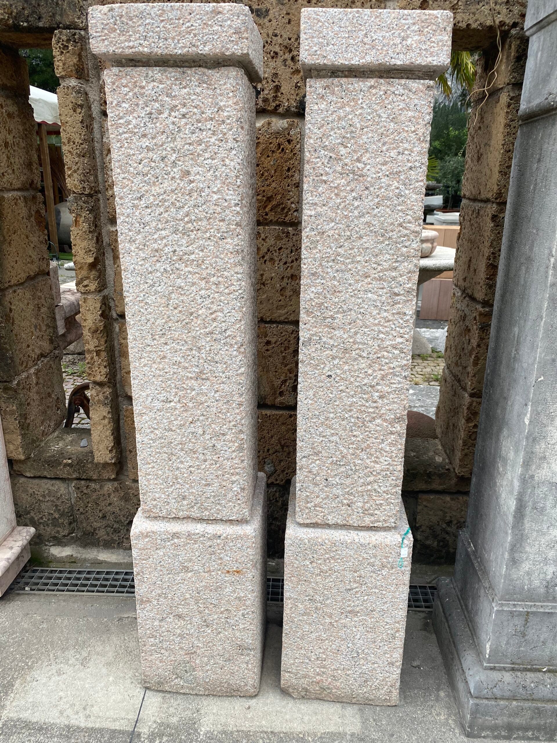 COPPIA PILASTRI GRANITO ROSA H157