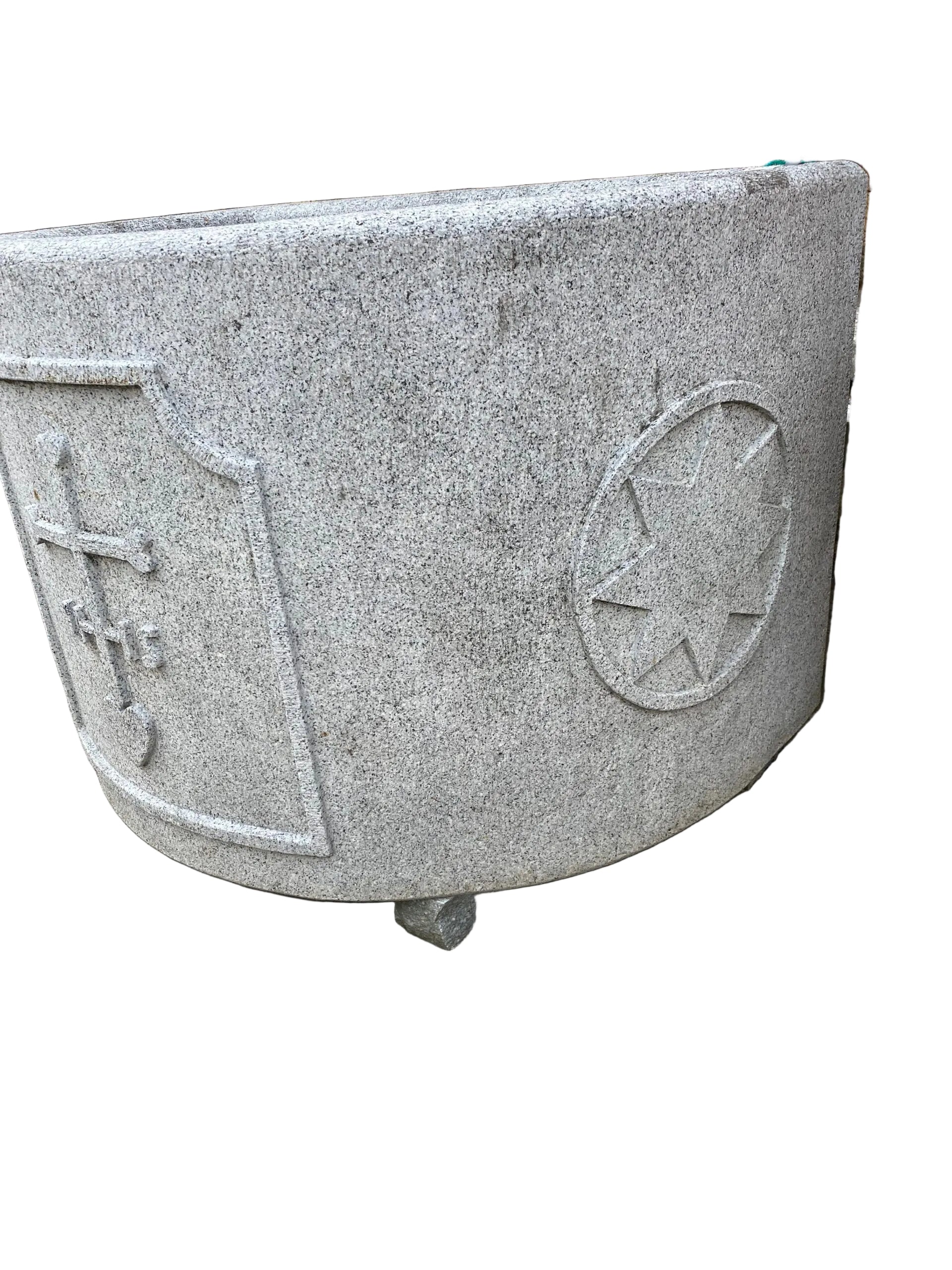 VASCONE SEMICIRCOLARE GRANITO