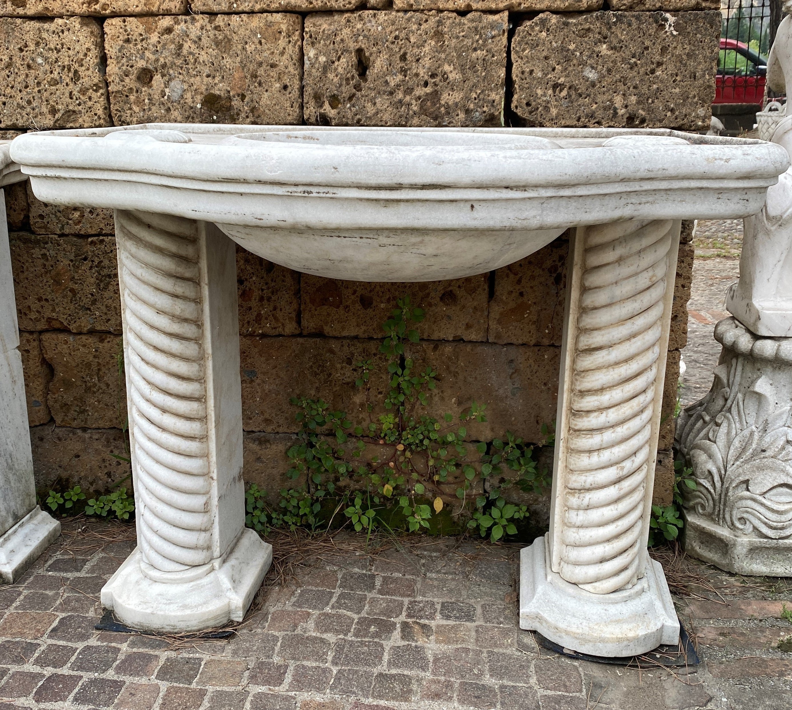LAVABO MARMO GAMBE LAVORATE